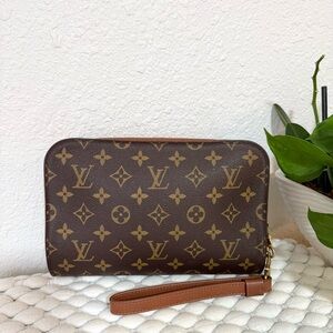 LOUIS VUITTON Orsay Clutch Wristlet Monogram Canvas